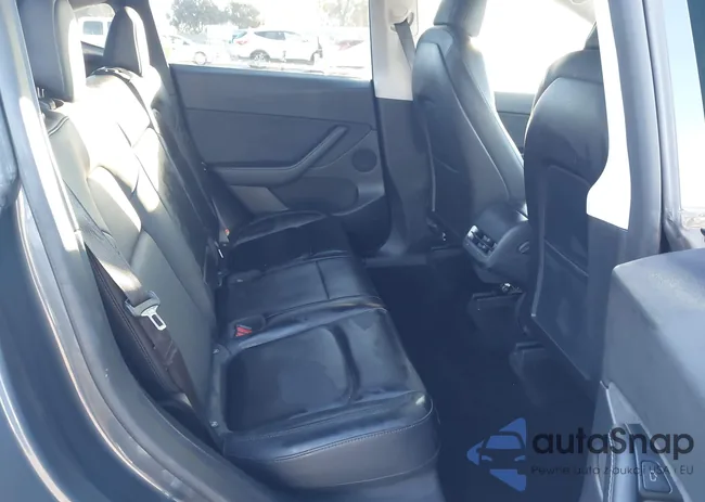 5YJYGDEE6MF233902: 43781560