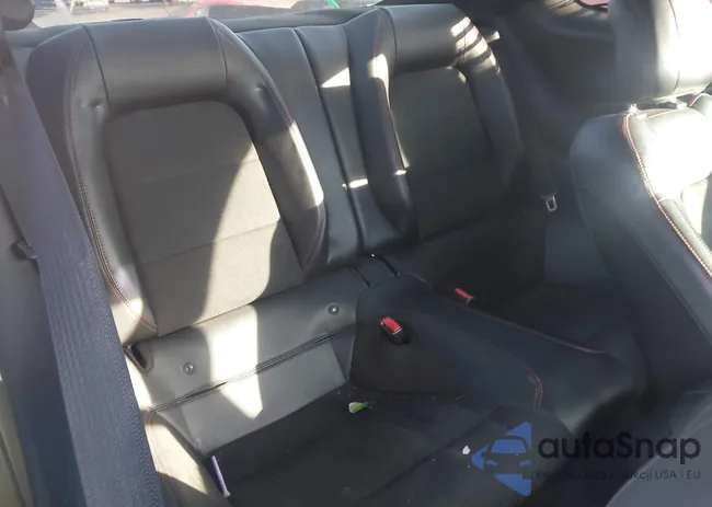 1FA6P8CF8H5330350: 43780635