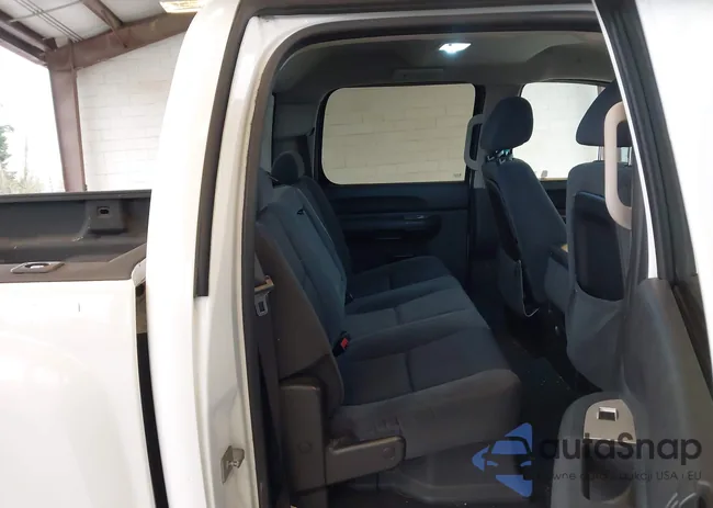 2GCFK135091126412: 43780738