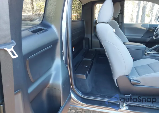 3TYRX5GN3MT033826: 43780948