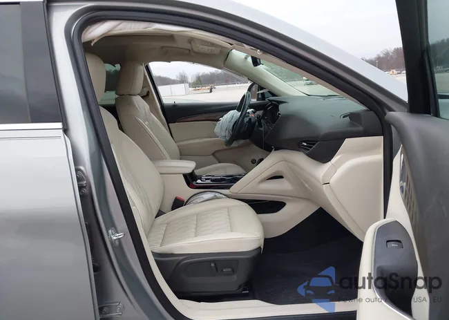 LRBFZRR42PD030693: 43780958