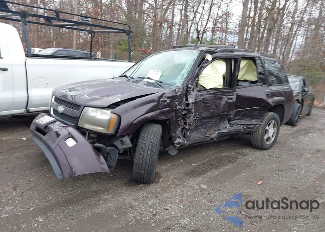 1GNDT13S682127838: 43782376