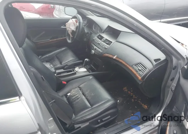 1HGCP2F8XCA100401: 43782431