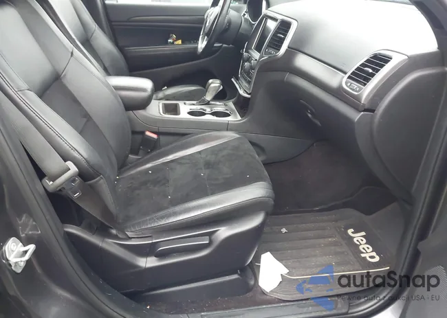 1C4RJFAG8JC396214: 43782495