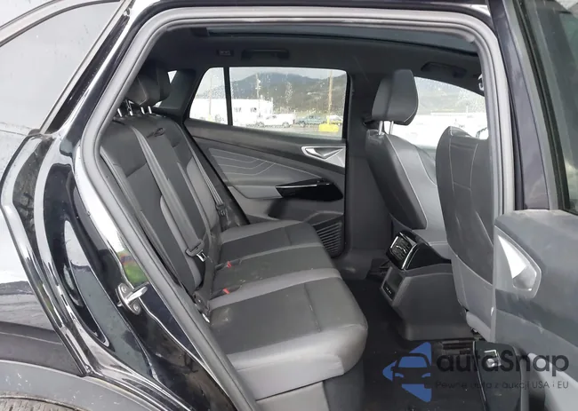 1V2WNPE89PC040586: 43781595