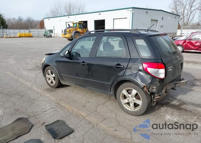 JS2YB5A35B6303865: 43781659