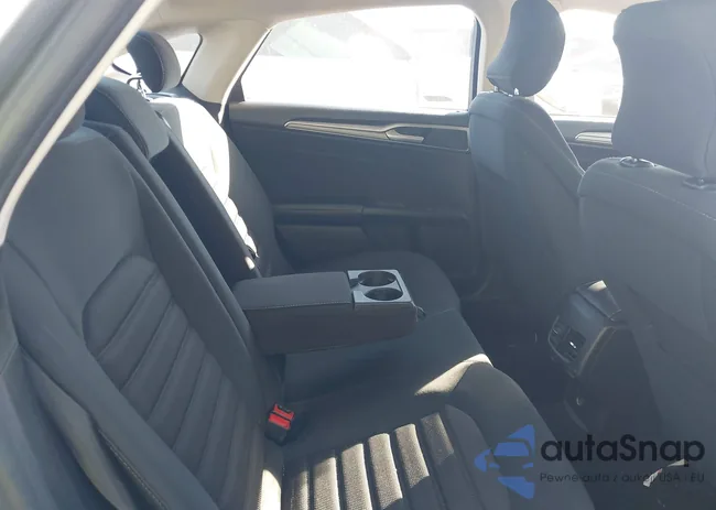 3FA6P0LU8KR120643: 43781810