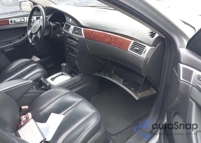 2C8GF68455R673451: 43781948