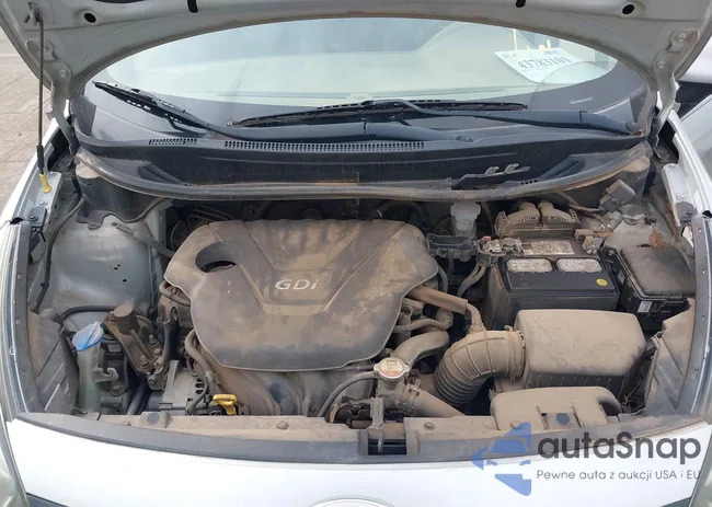 KNADM4A3XD6217402: 43783101