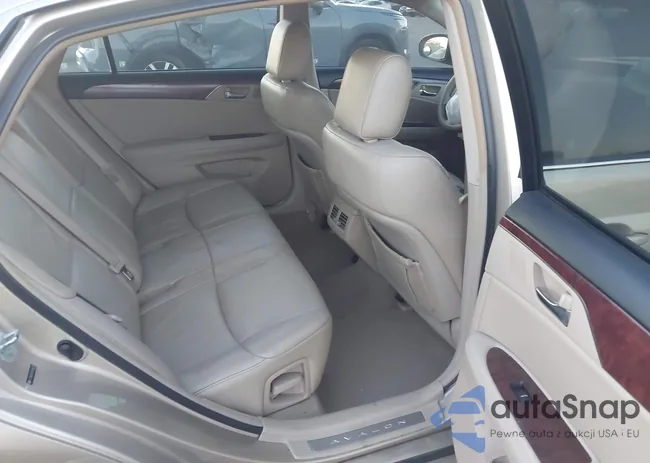 4T1BK3DB1BU384135: 43783258