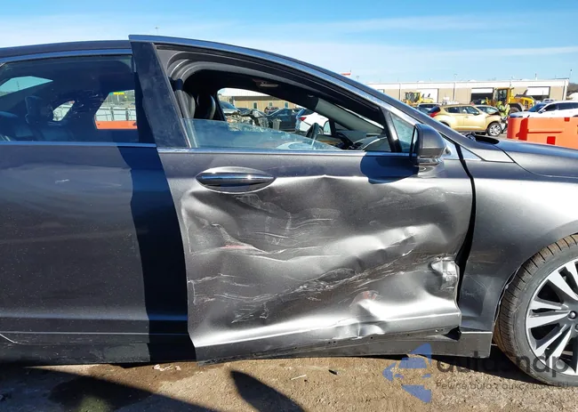 3LN6L5E98HR666424: 43782799