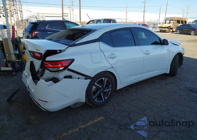 3N1AB8CVXRY294789: 43782804