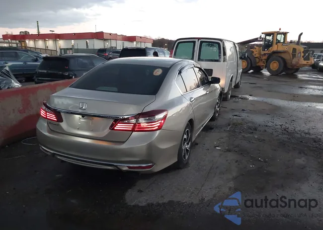 1HGCR2F34GA130434: 43782901