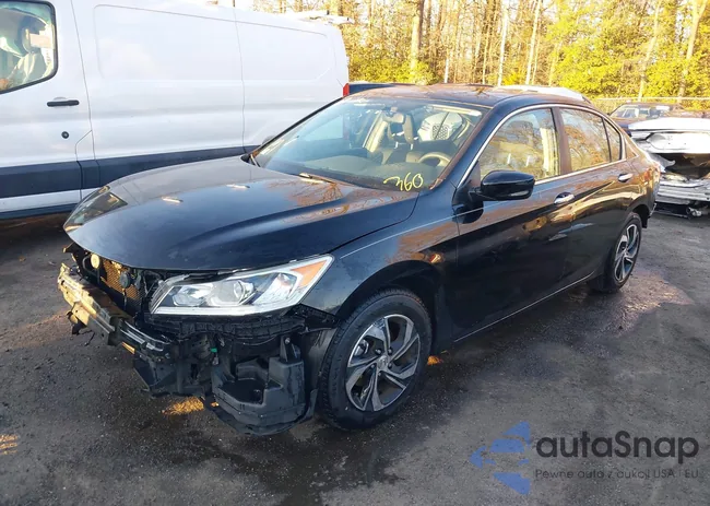 1HGCR2F3XHA070483: 43784064