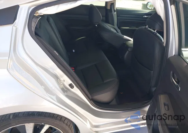 1N4BL4CV9NN401979: 43784392