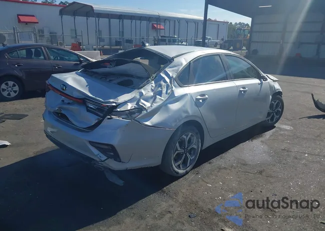 3KPF24ADXME265888: 43784412