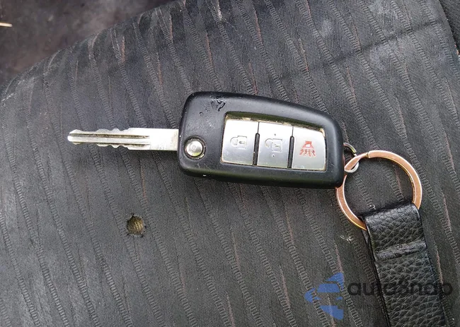 KNMAT2MT2HP575764: 43784448