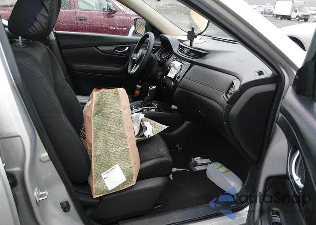 KNMAT2MT2HP575764: 43784448