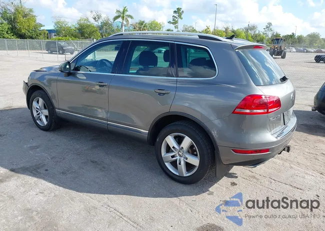 WVGEP9BP3ED015037: 43784457