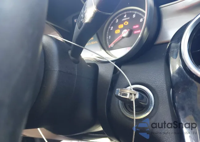 55SWF4JB5GU131936: 43783953