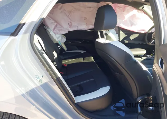 KNAG64J78T5401901: 43784988