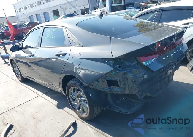 KMHLM4DG8RU765121: 43785118