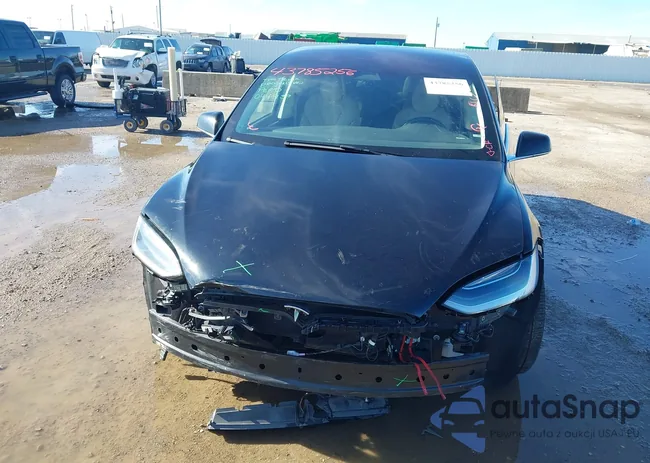 5YJXCBE25HF044939: 43785256