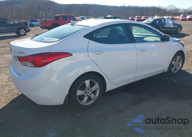 5NPDH4AE8DH404779: 43785273