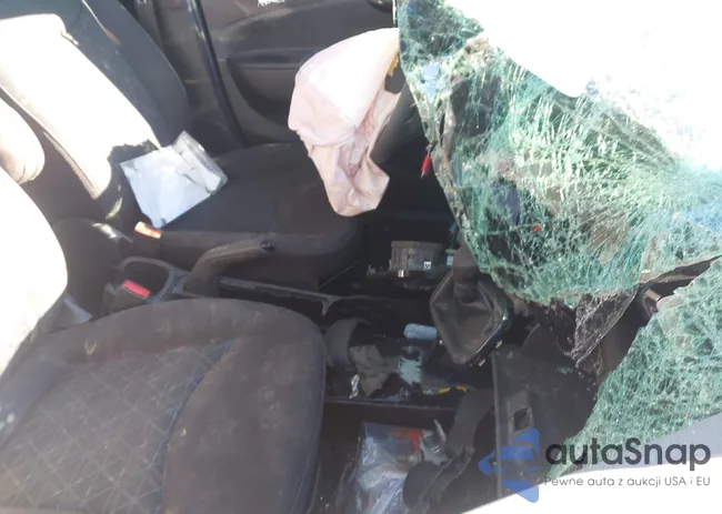 KL8CC6SA8NC023604: 43784658