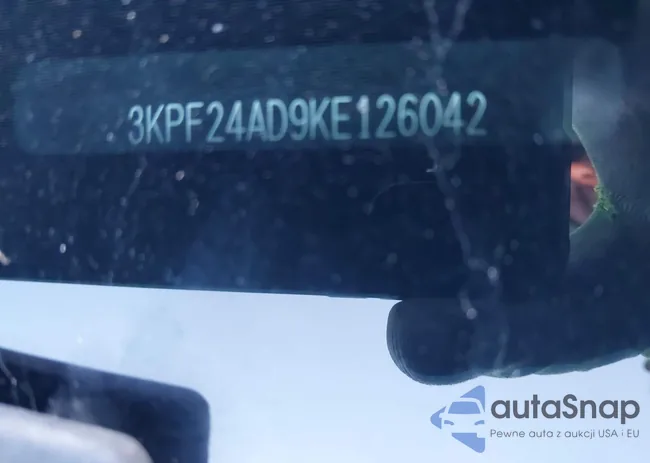 3KPF24AD9KE126042: 43784672