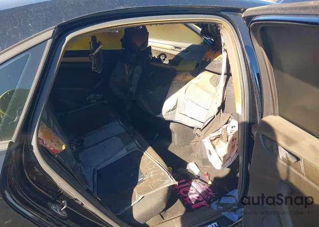 1VWAP7A38EC010196: 43784716