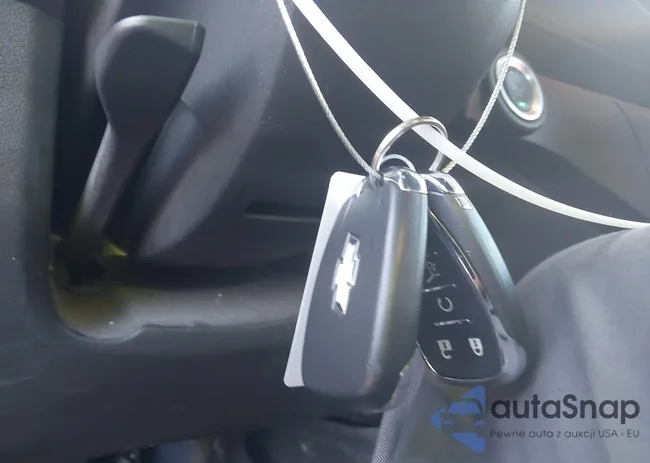 KL79MPSL3MB121074: 43784720