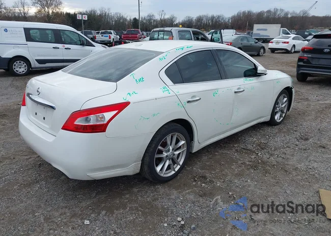 1N4AA5APXAC846121: 43784740