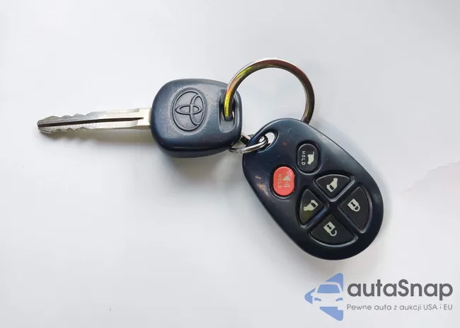 5TDBK22C88S017319: 43784752