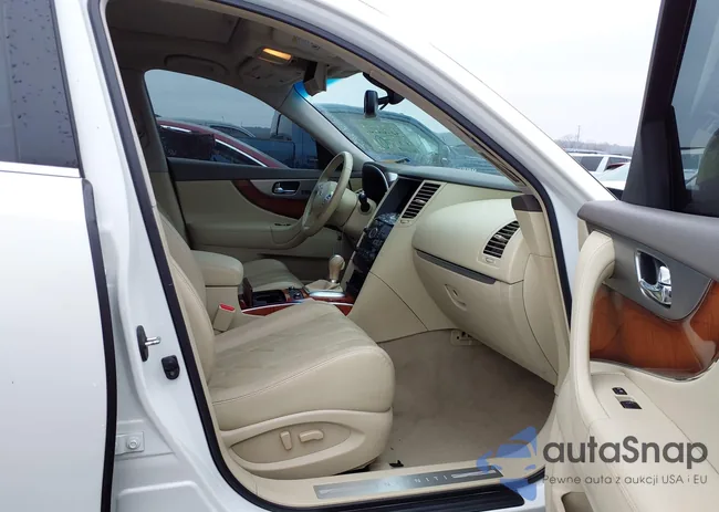 JN8CS1MW1DM170334: 43784787