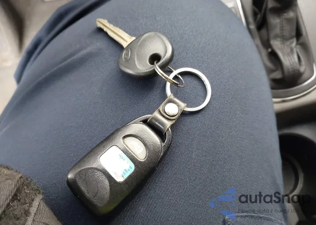 KNDPB3A21B7066741: 43784875