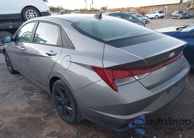 KMHLM4AJ5NU031451: 43784893