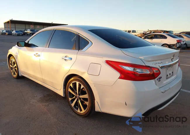 1N4AL3AP5GN321155: 43785963