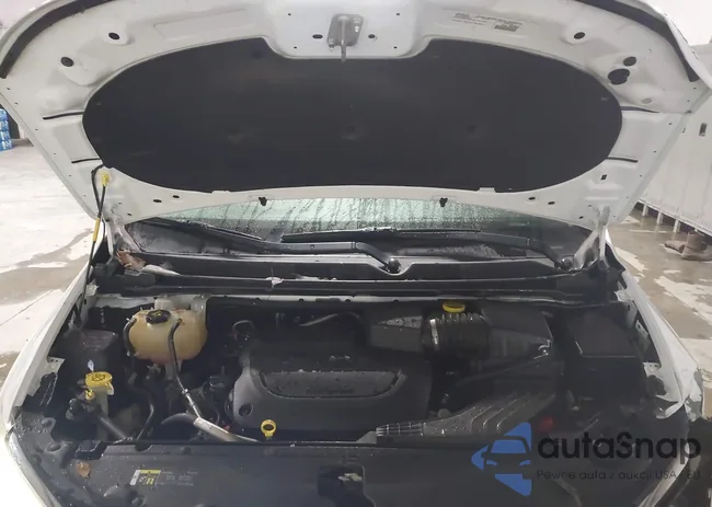 2C4RC1GG5KR731698: 43786058