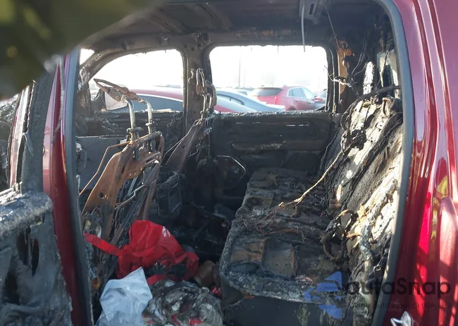 1C6SRFJT1MN652636: 43786061