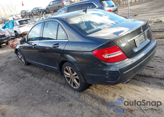 WDDGF8BB5CR201764: 43786185