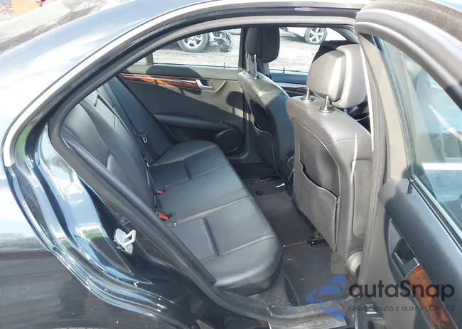 WDDGF8BB5CR201764: 43786185