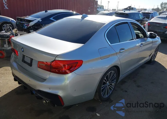 WBAJE5C53JWA93900: 43786260