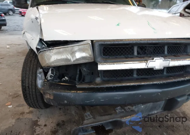 1GCCS1441WK189975: 43786307