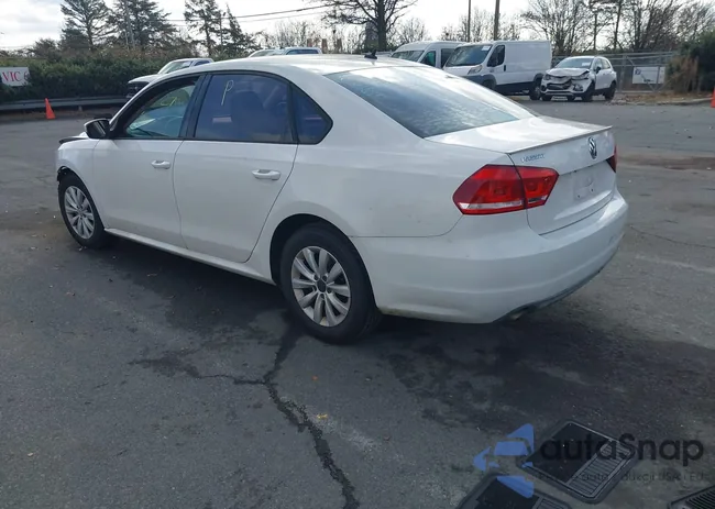 1VWAH7A33DC107558: 43786495