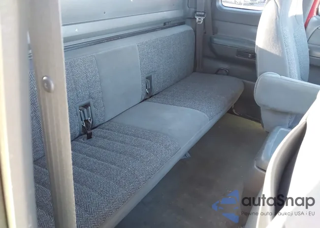 1FTHX26GXPKB01740: 43785580