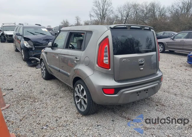 KNDJT2A63C7427422: 43785635