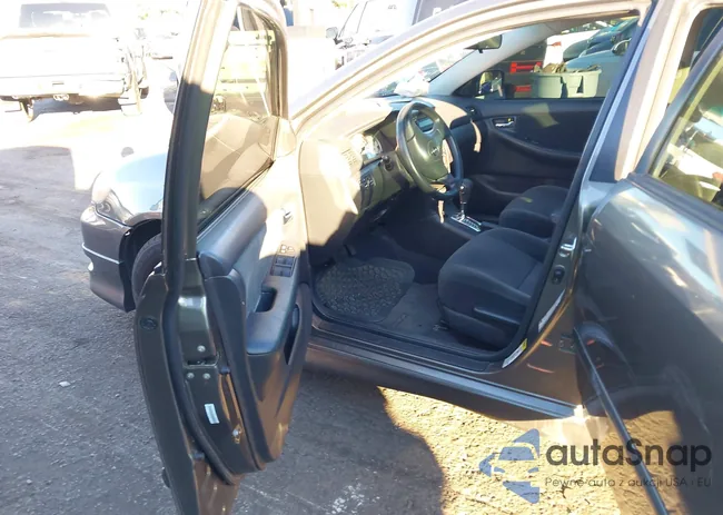 1NXBR30E28Z974655: 43785654