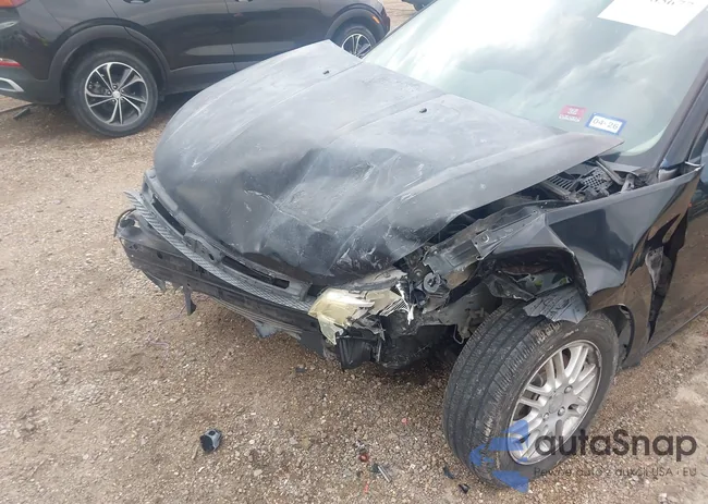 1FAHP35N28W242940: 43785677