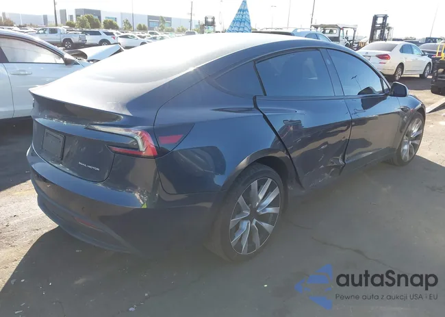 5YJ3E1EB8RF817682: 43785690